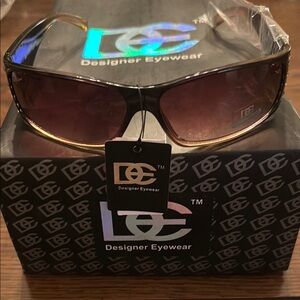 Designer Eyewear Black & Brown pattern Sunglasses 😎 OS UV400